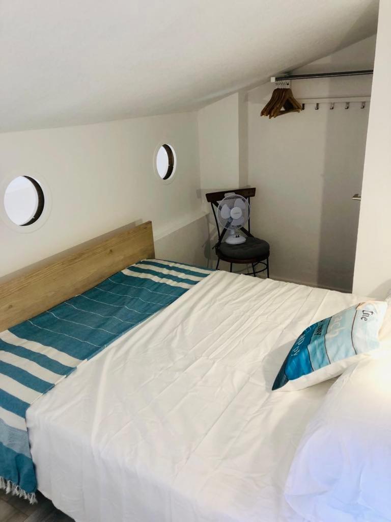 Stylish Studio Close To Beach In Residence With Pool Narbonne Exterior photo